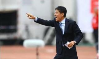 中国女足总教练 1992年中国男子国家足球队的主教练是哪位 德国教练